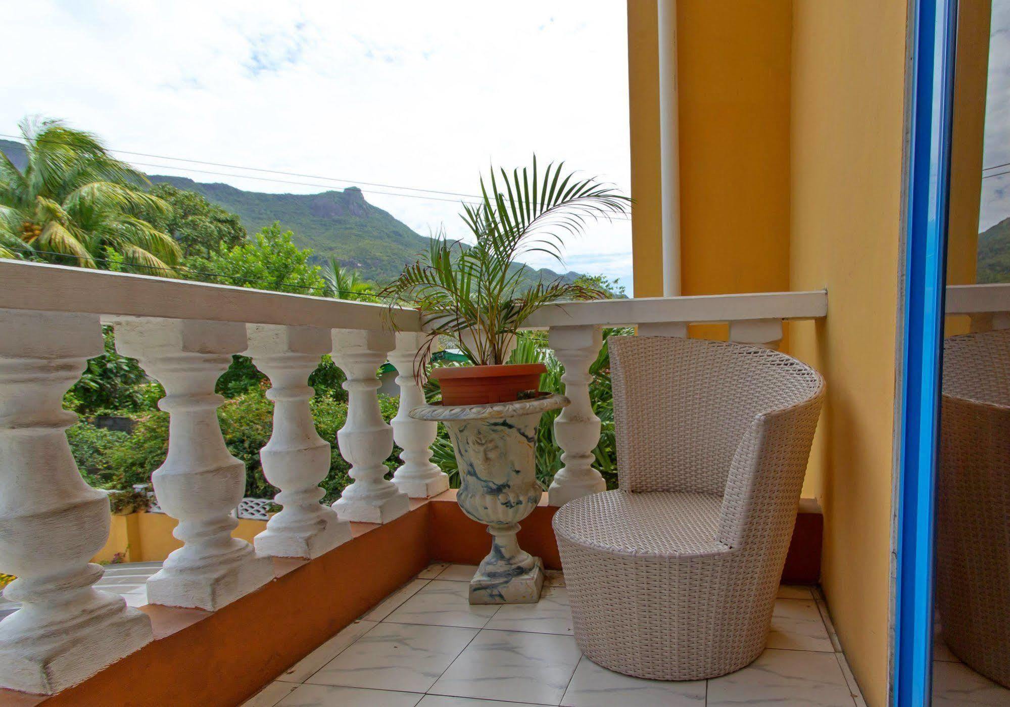 Vicky'S Holiday Apartment Beau Vallon  Exterior foto